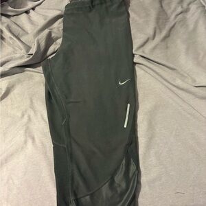 Nike Black Capri Leggings with Reflective Accents
